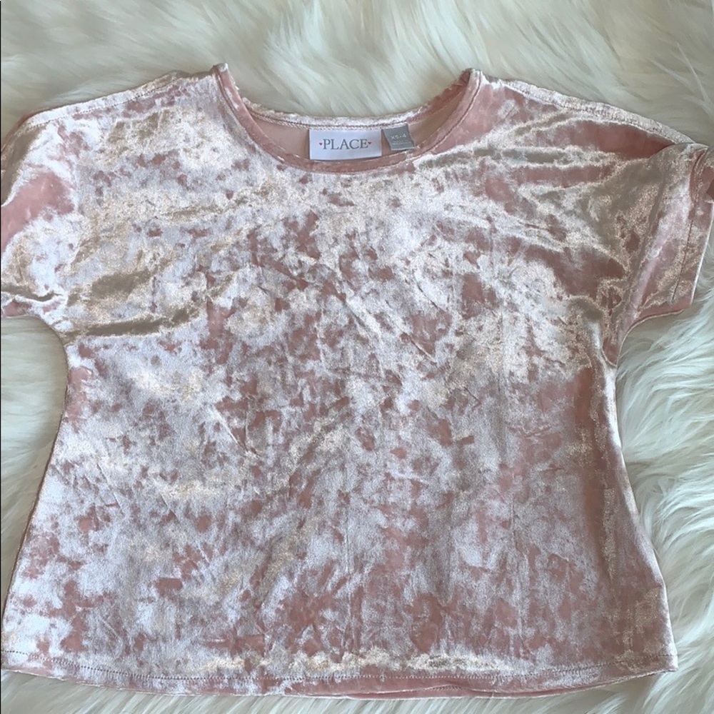🛍✨The Children’s Place Velvet Girls Top